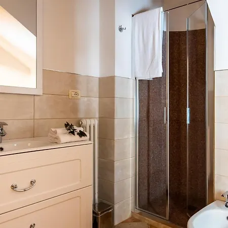 Bed & Breakfast La Ginestra In Fiore *