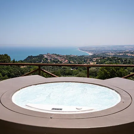 La Ginestra In Fiore * Sirolo